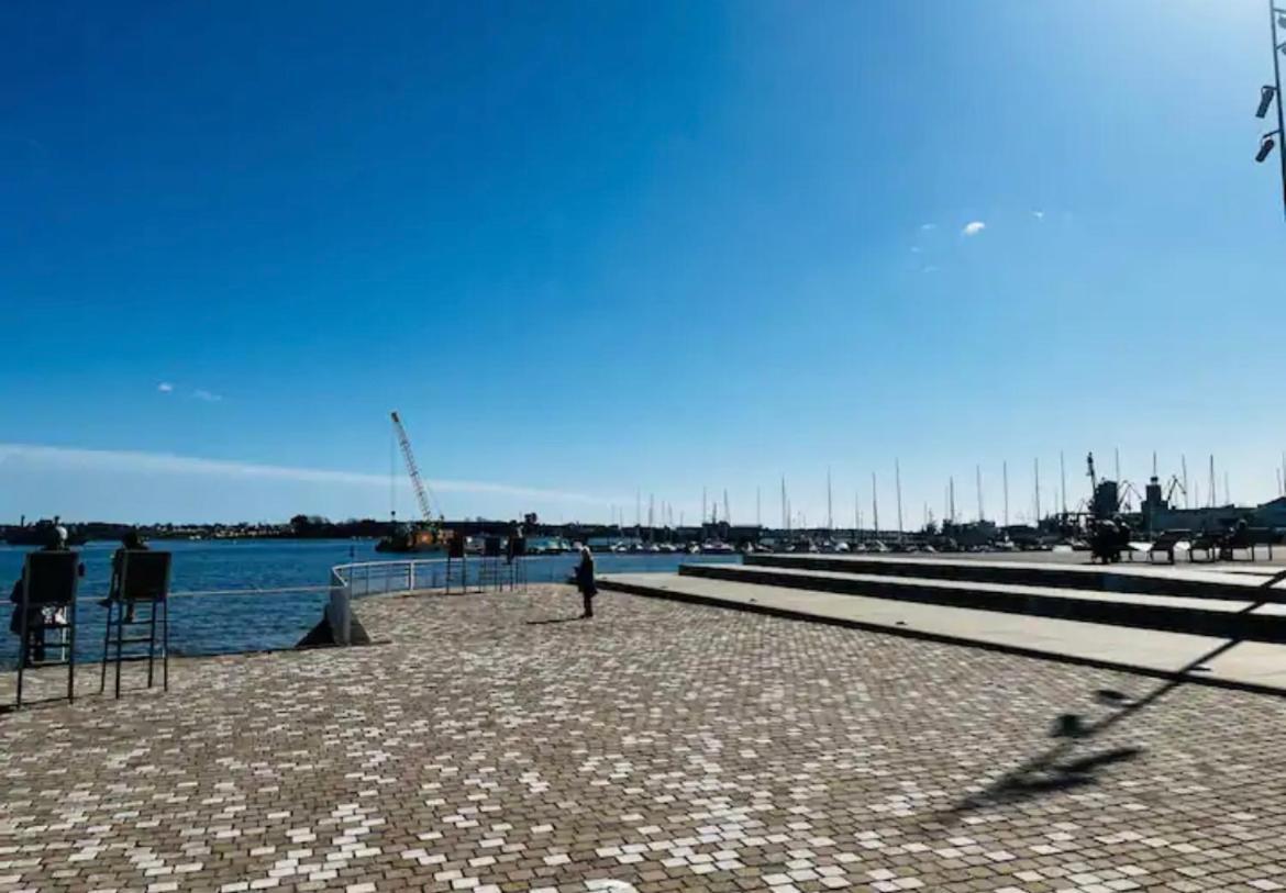evasion dans l'enclos du port Lorient Extérieur photo
